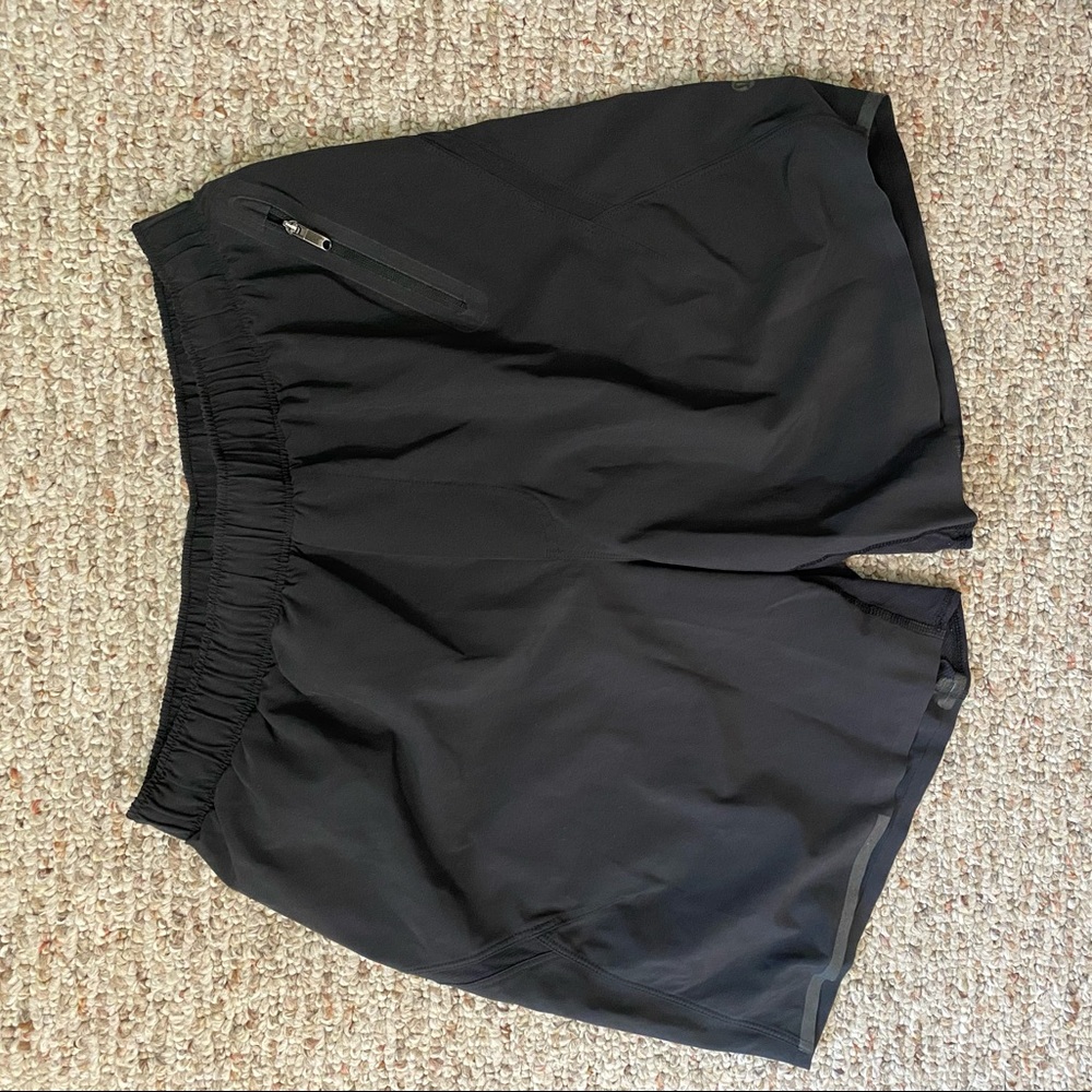 Lululemon Surge Short 6” - black - small